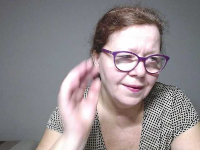 Екранни снимки на излъчване flirty-adele