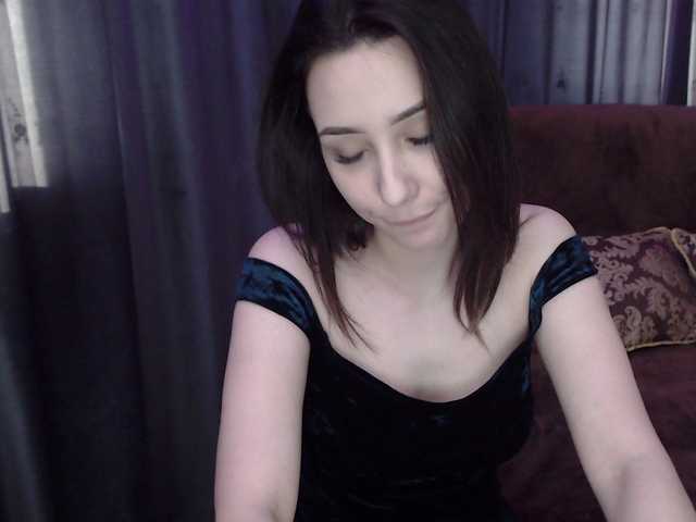 Екранни снимки на излъчване FloCherry