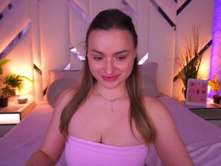 Еротичен видео чат FloraGreys