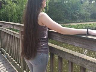 Еротичен видео чат FluffyHot