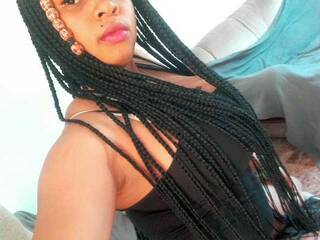 Еротичен видео чат FuckwithNything