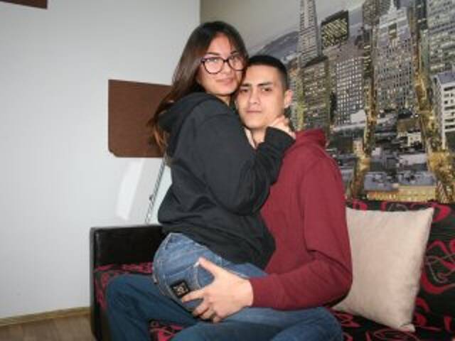 Снимка на профила FunkyCouple69