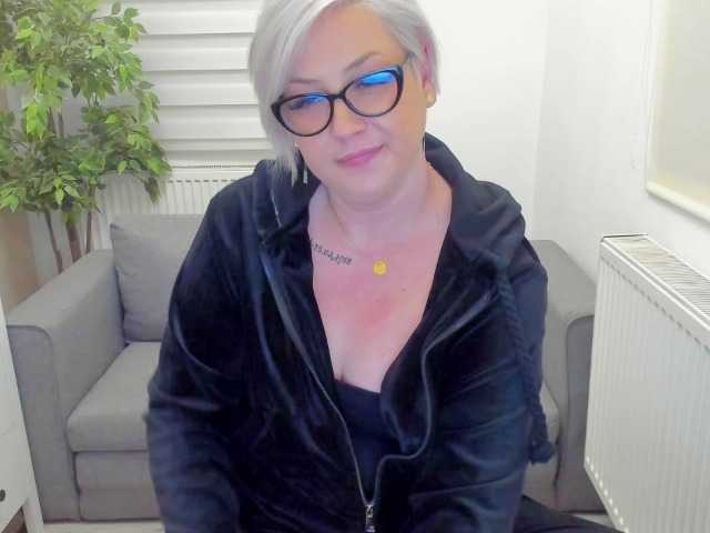 Екранни снимки на излъчване Gabbiemonroe