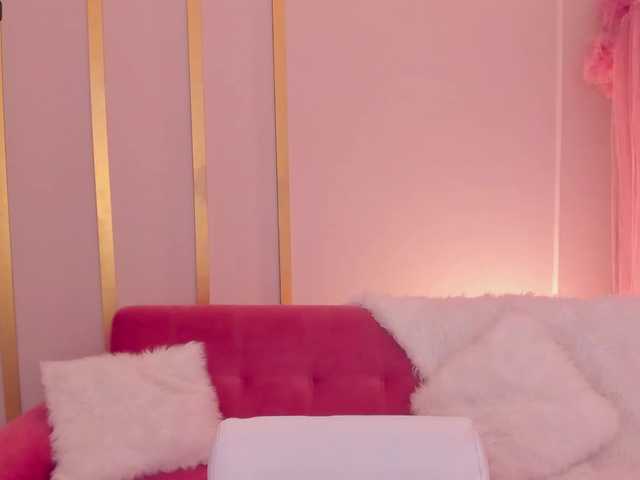Снимки GabbieM21 Meet me and touch my pussy to feel how much pleasure I can give you! ♥ full naked and sexy dance at goal 0