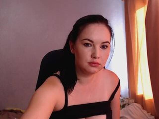 Екранни снимки на излъчване Get-Naked