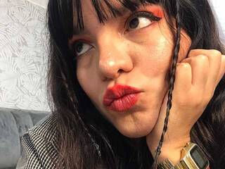 Еротичен видео чат GiannaVikande