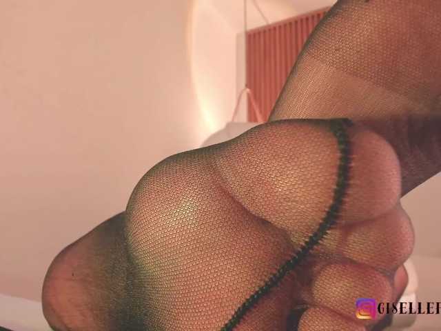 Снимки gigifontaine Your new dream in pantyhose is here! come add me Fav and enjoy me !! #pantyhose #mistress #feet #squirt #bigpussy