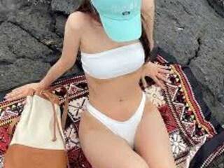 Еротичен видео чат Giiulia