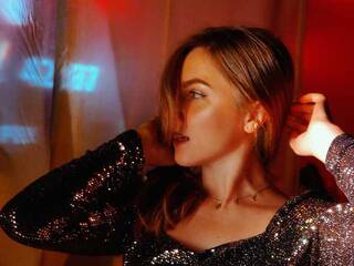 Еротичен видео чат girl-in-white