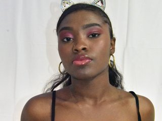 Еротичен видео чат GirlQueen