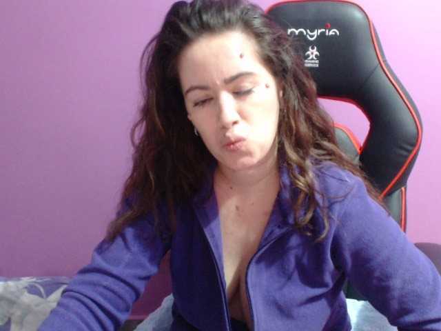 Екранни снимки на излъчване GldSquirt23