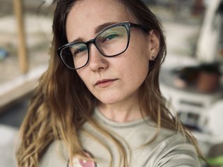 Еротичен видео чат glossybabe