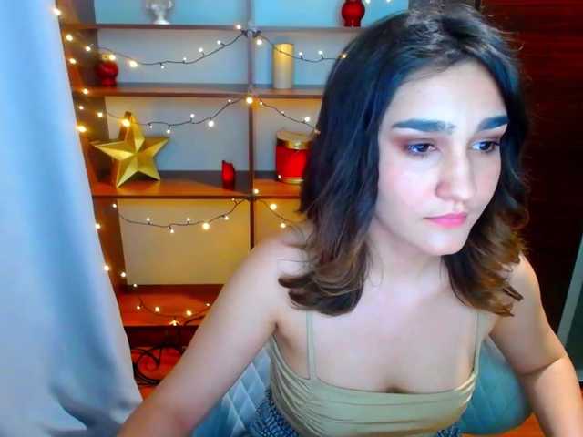 Снимки GoldeneHeart hello guys, I have new white underwear and white stockings, I will be glad to show in private, chat and fun) kiss! guys help me reach the goal 8000 tokens left