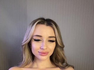Еротичен видео чат GoldenEmily