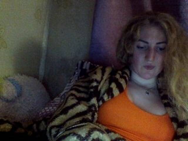 Екранни снимки на излъчване GoldenFish123