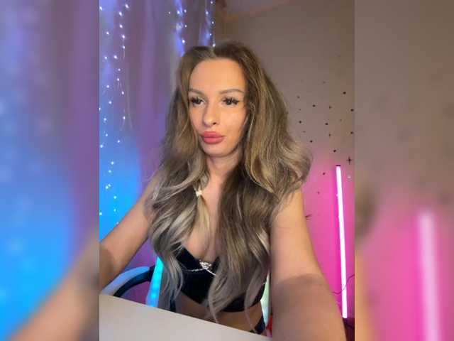 Екранни снимки на излъчване GoldPussy69