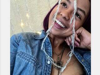 Еротичен видео чат goodgirll