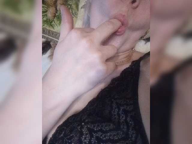 Снимки NinonDePeace До начала шоу=)