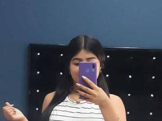 Еротичен видео чат HannaEvanss