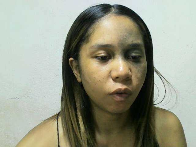 Екранни снимки на излъчване Harivelo22