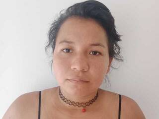 Еротичен видео чат Heidi-meyer