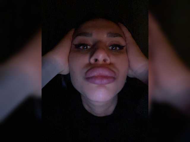 Екранни снимки на излъчване Helgapotakki