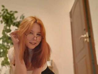 Еротичен видео чат HellenDyson