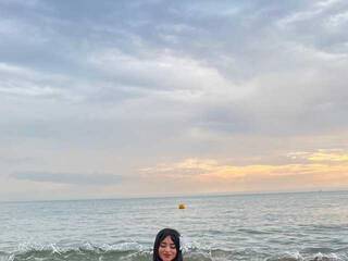 Еротичен видео чат Hellenpierce