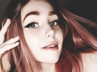 Еротичен видео чат Hentai-Tyan