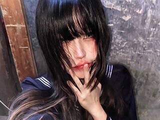 Еротичен видео чат Hi-Mika