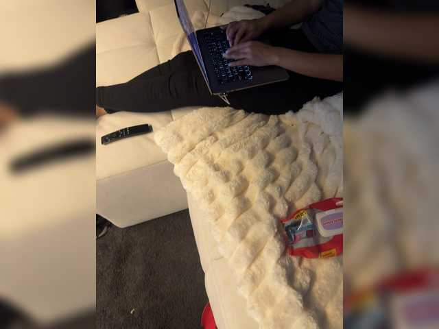 Екранни снимки на излъчване HiddenDesires