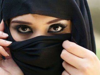 Еротичен видео чат Hijabi-Girl