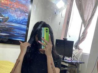 Еротичен видео чат HilaryRios