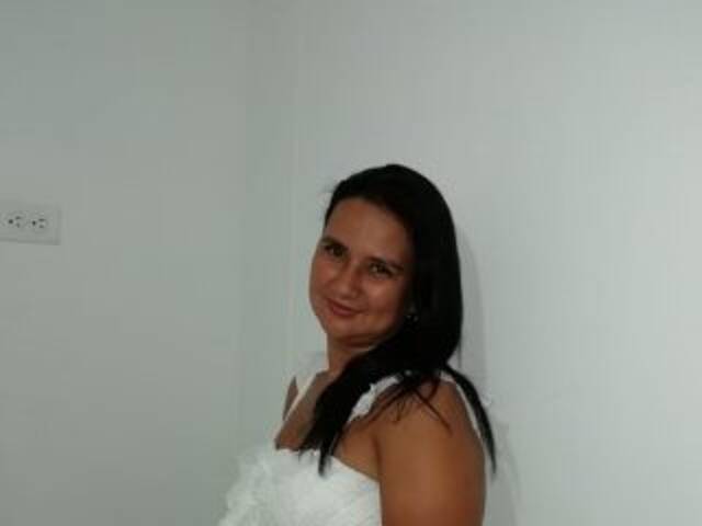 Снимка на профила hilarysex1