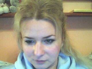 Еротичен видео чат HollyLaPretty