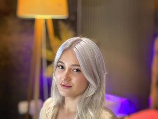 Еротичен видео чат HollyTaillor