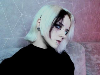 Еротичен видео чат Holy-Silvia