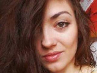 Еротичен видео чат honeysmile