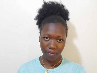 Еротичен видео чат Hornygirl254