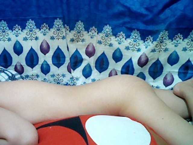 Екранни снимки на излъчване HornyGirl69xx
