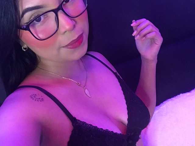 Снимка на профила HornySasha00