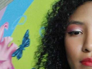 Еротичен видео чат Hot-Cleo-Vibe