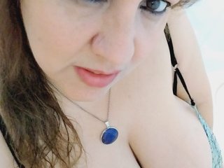 Еротичен видео чат HOTBABYSUCKS1