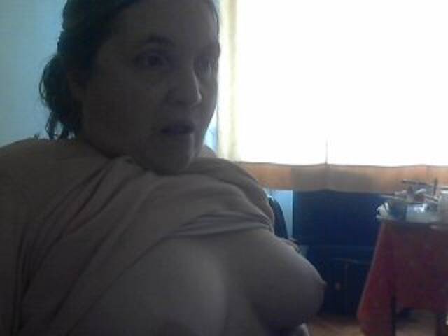 Екранни снимки на излъчване Hotcutiefun