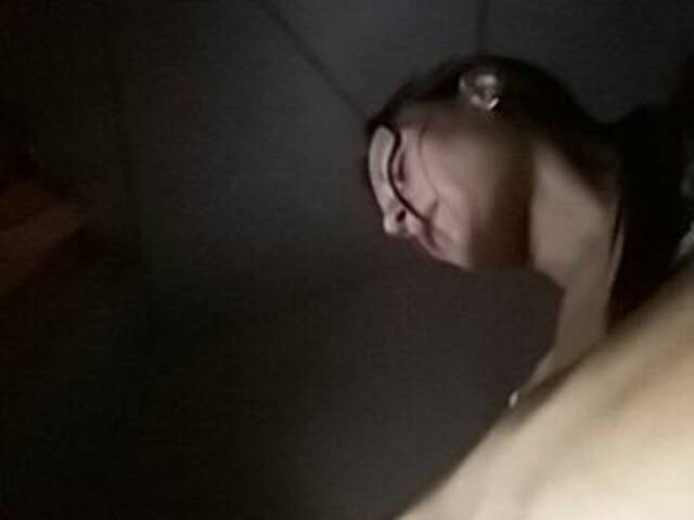 Екранни снимки на излъчване hotexiting