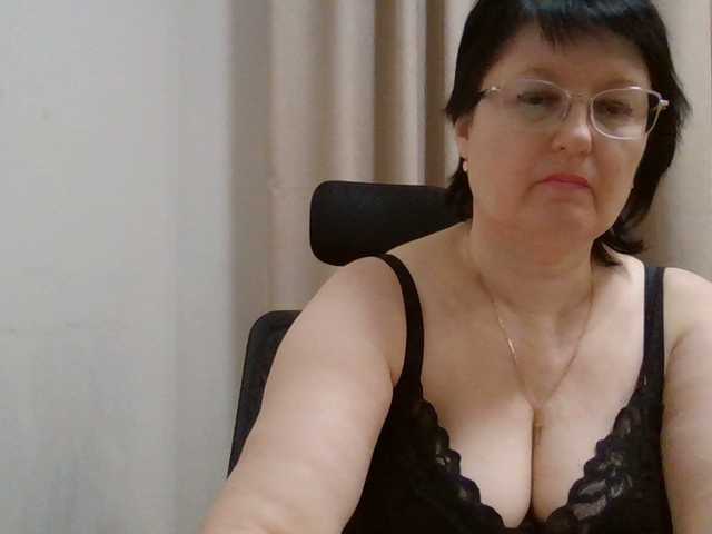 Екранни снимки на излъчване HotMilfPussy