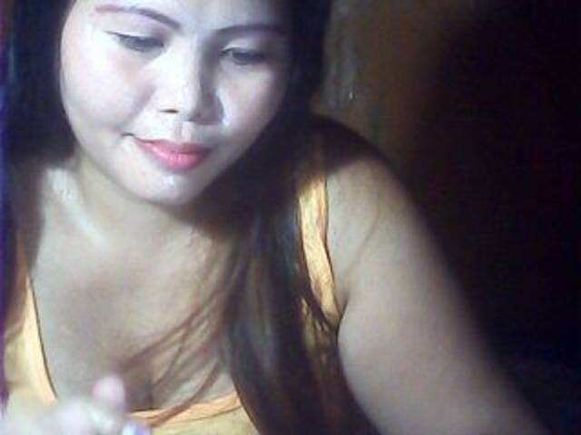 Екранни снимки на излъчване HotMommaxx