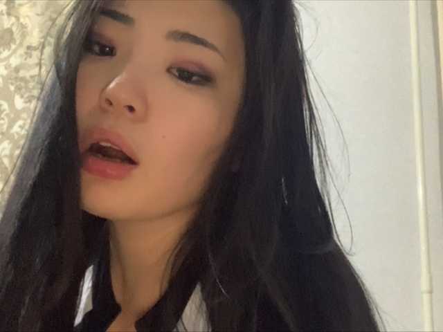 Снимки HotMulan im so horny, show for tips!