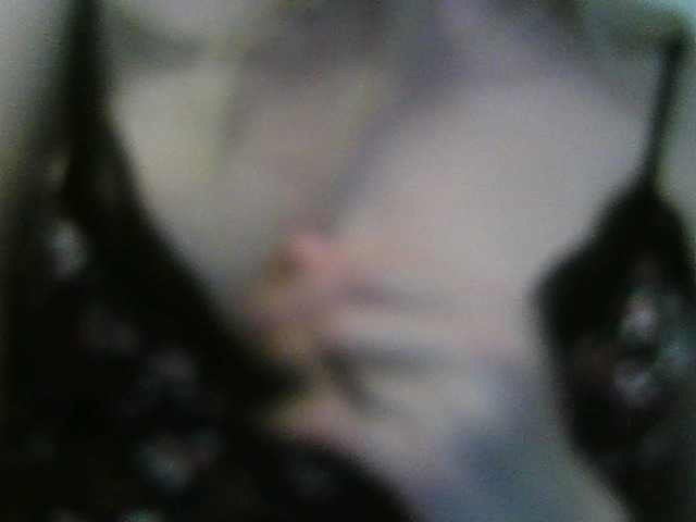 Екранни снимки на излъчване Hot-stuff-4u