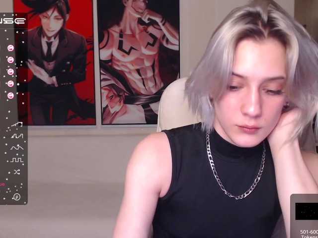 Екранни снимки на излъчване HottiDevil